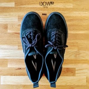 "Van"-like Shoes by Lot2046